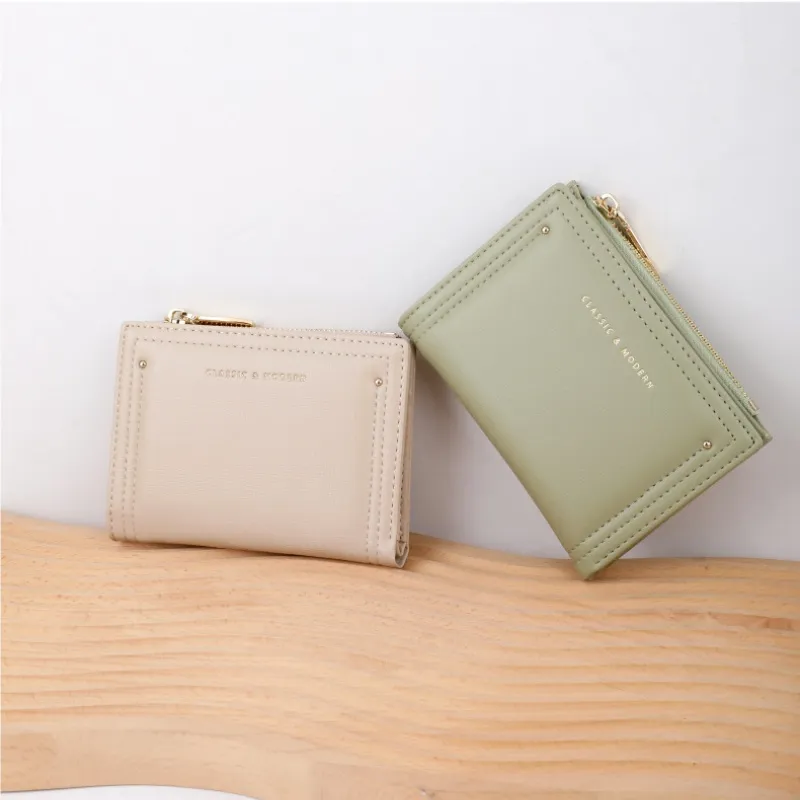Trendikkäiden vihreiden naisten kortti lompakot